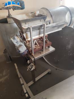 Patatas fritas tipo zapatilla, extrafinas, onduladas y elaboradas en lotes por Incalfer NHS SAIDTEC.